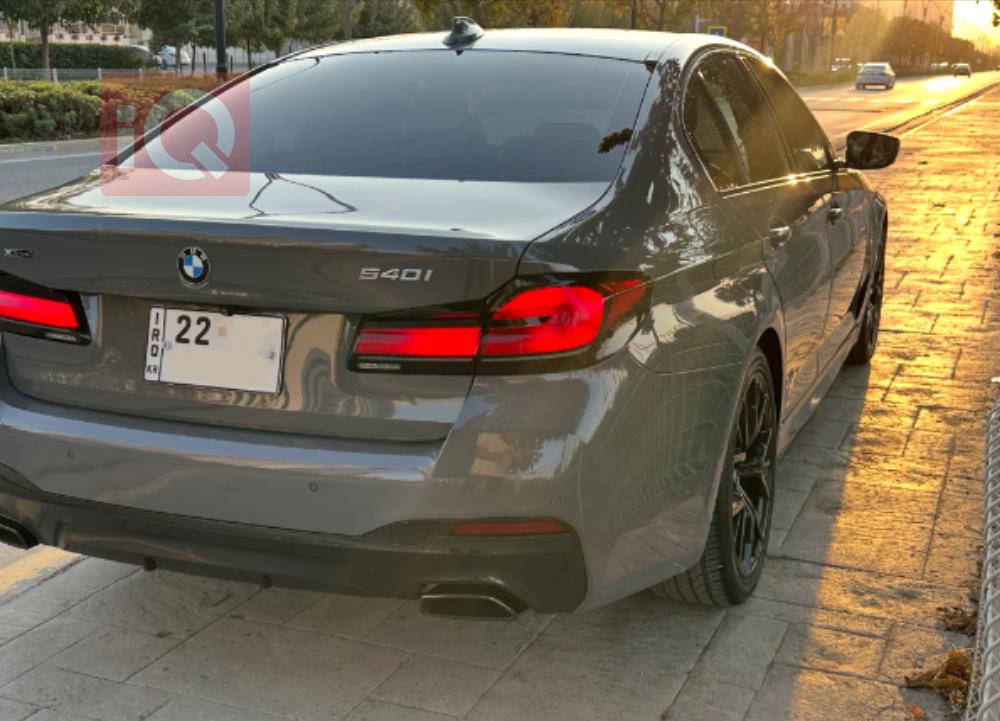 بی ئێم دەبڵیو سیریەس 5